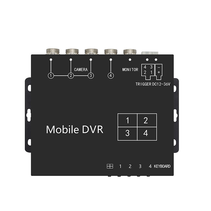 512GB रिकॉर्डिंग और मल्टी-कैमरा स्प्लिट व्यू के साथ 4CH AHD वाहन DVR